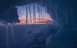 寂静的山川湖泊美景图片_2