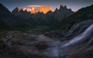 寂静的山川湖泊美景图片_6