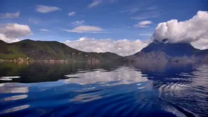云南泸沽湖风景图片_3