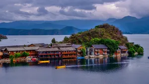 云南泸沽湖风景图片_7