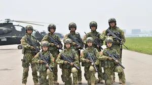 我是特种兵之火凤凰_15