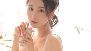清凉性感迷人美女图片_6