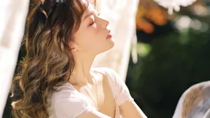 优雅魅力的美女小姐姐图片_2