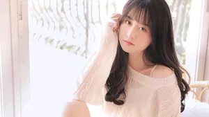 白皙养眼清纯美女写真图片_2