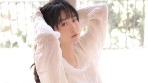 白皙养眼清纯美女写真图片_7