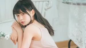 优雅清纯美女写真壁纸_6