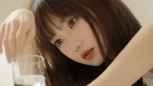 清纯冷艳美女写真图片第1张