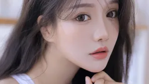 白嫩性感美女写真图片_7