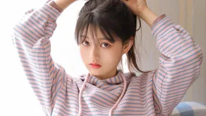 迷人的少女写真图片_5