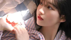 迷人的少女写真图片_7