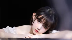 肤白貌美的小姐姐美女图片