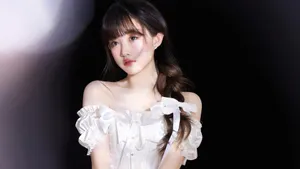 肤白貌美的小姐姐美女图片_5