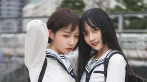 校园jk姐妹花照片_2