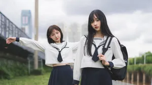 校园jk姐妹花照片_3