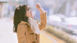 冬日少女甜美高清壁纸_4