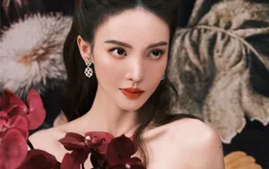 金晨露肩性感优雅写真图片_8