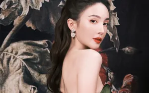 金晨露肩性感优雅写真图片_10