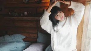 可爱甜美少女居家壁纸_5