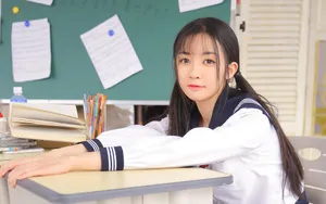 双马尾JK美少女图片_4