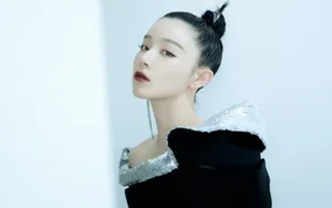 阚清子露肩黑色礼服图片_4