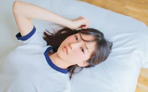 体操服美女桌面壁纸_2