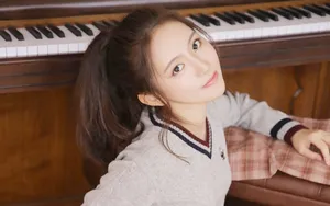 清纯甜美少女桌面壁纸_2