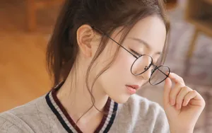 清纯甜美少女桌面壁纸_5