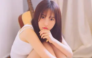 暖色调可爱少女壁纸第1张