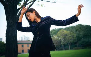 王霏霏成熟魅力图片