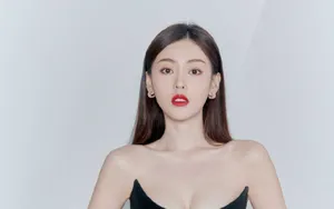 张天爱抹胸裙性感写真图片_8