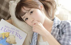 白嫩小清新美女写真图片_2