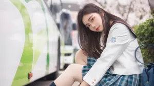 樱花JK少女意境写真图片_7