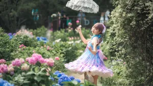 洛丽塔洋装少女户外写真图片_5