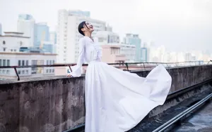 袁姗姗白裙优雅性感壁纸_8