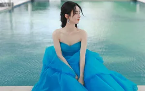 赵丽颖蓝色裙性感壁纸_3