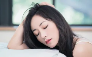韩雪吊带白裙写真壁纸_4