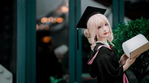 唯美美女学士服壁纸_2