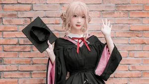 唯美美女学士服壁纸_7