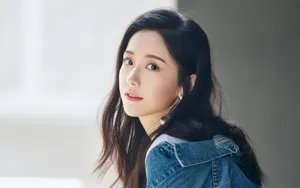 王艺瑾甜美写真图片_3