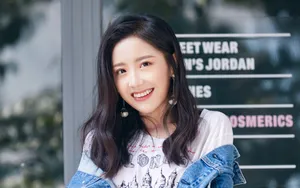 王艺瑾甜美写真图片_5