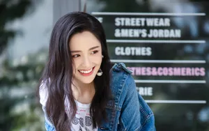 王艺瑾甜美写真图片_9