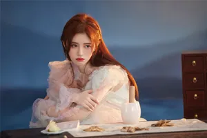鞠婧祎肉色透明纱裙甜美图片_3