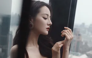 迪丽热巴性感迷人女性图片_7
