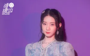 张艺凡甜美写真壁纸_7