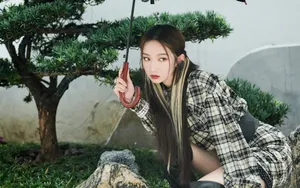 孟美岐娇艳写真图片
