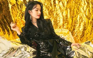 刘些宁女王写真壁纸