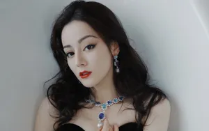 迪丽热巴性感妩媚图片_4
