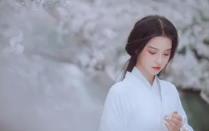 白衣古装美女古风写真图片_2