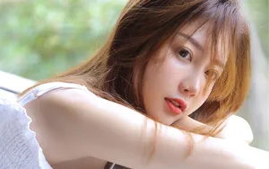甜美白嫩少女写真图片_7