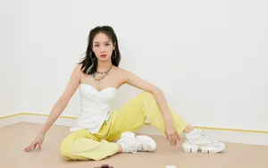 宋茜抹胸性感壁纸_2